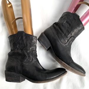 Frye western boots black leather Carson Tab Short Shaft booties 7